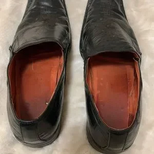 Robert Wayne | Shoes | Robert Wayne Rome Leather Etched  display picture 1